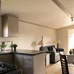 Vine Ridge Resort - Cottages