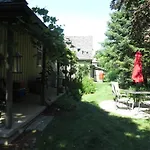 Cedar Gables Bed & Breakfast