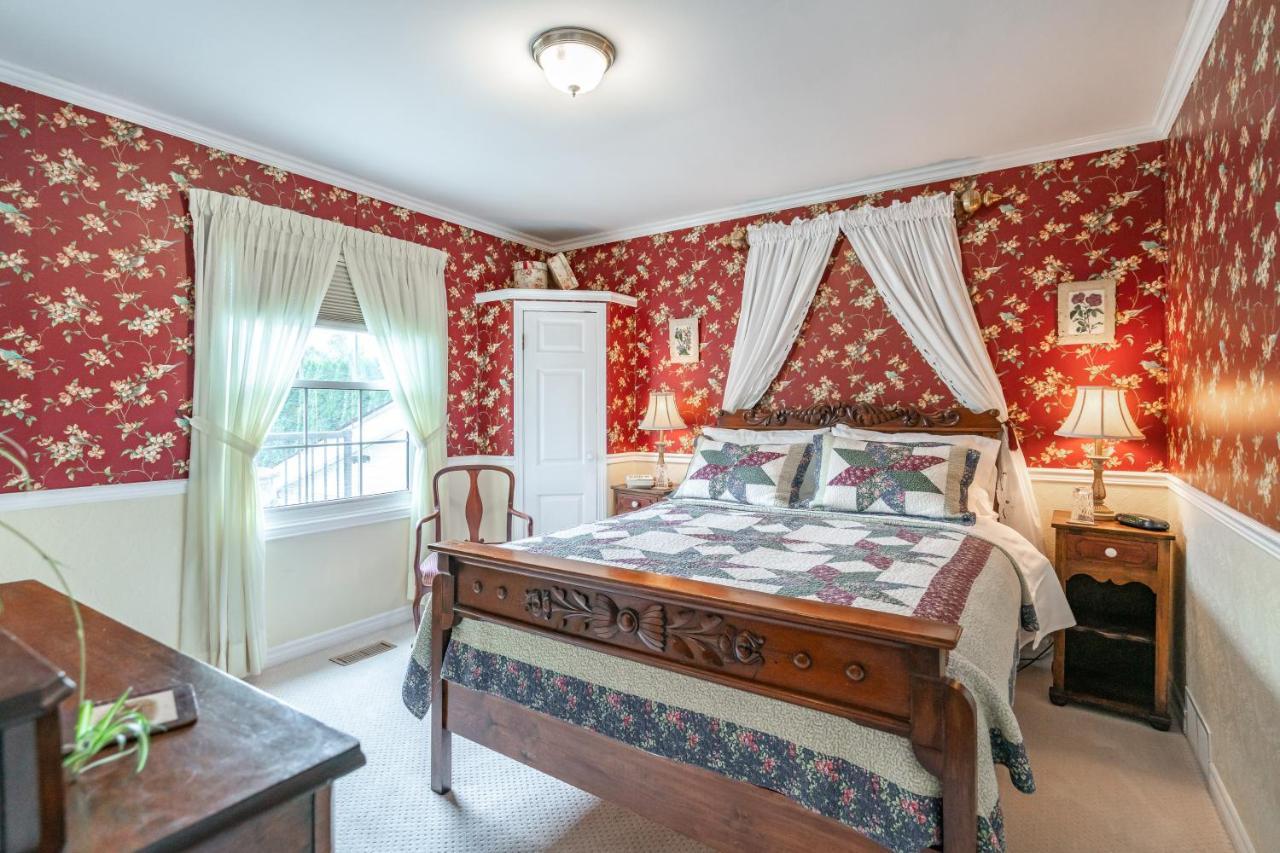 Bed & Breakfast Abacot Hall