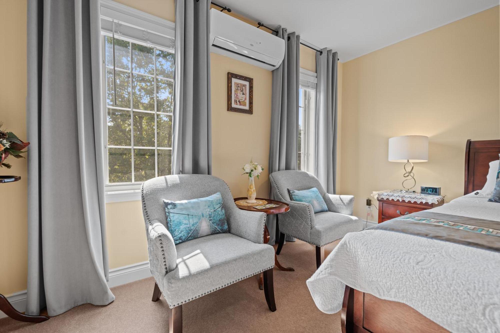 Bed & Breakfast Charlottetown House 3*