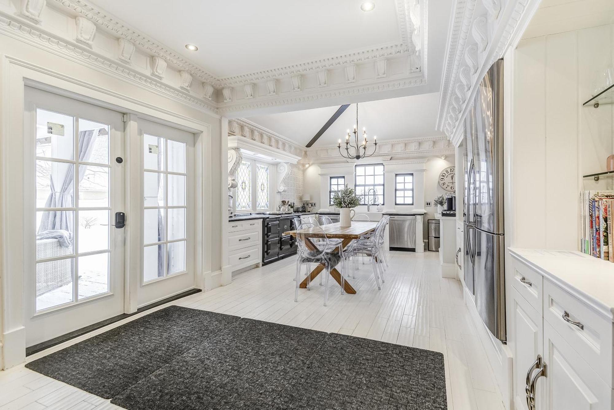 Beautiful Historic Luxury Getaway Holiday home