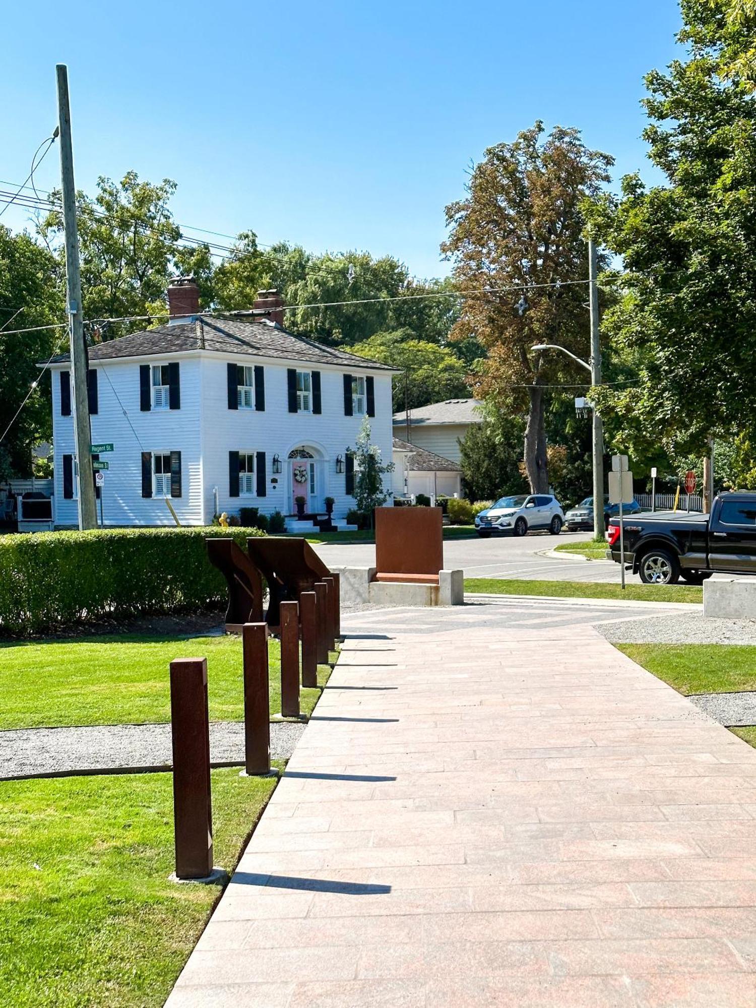 Beautiful Historic Luxury Getaway Holiday home Niagara-on-the-Lake