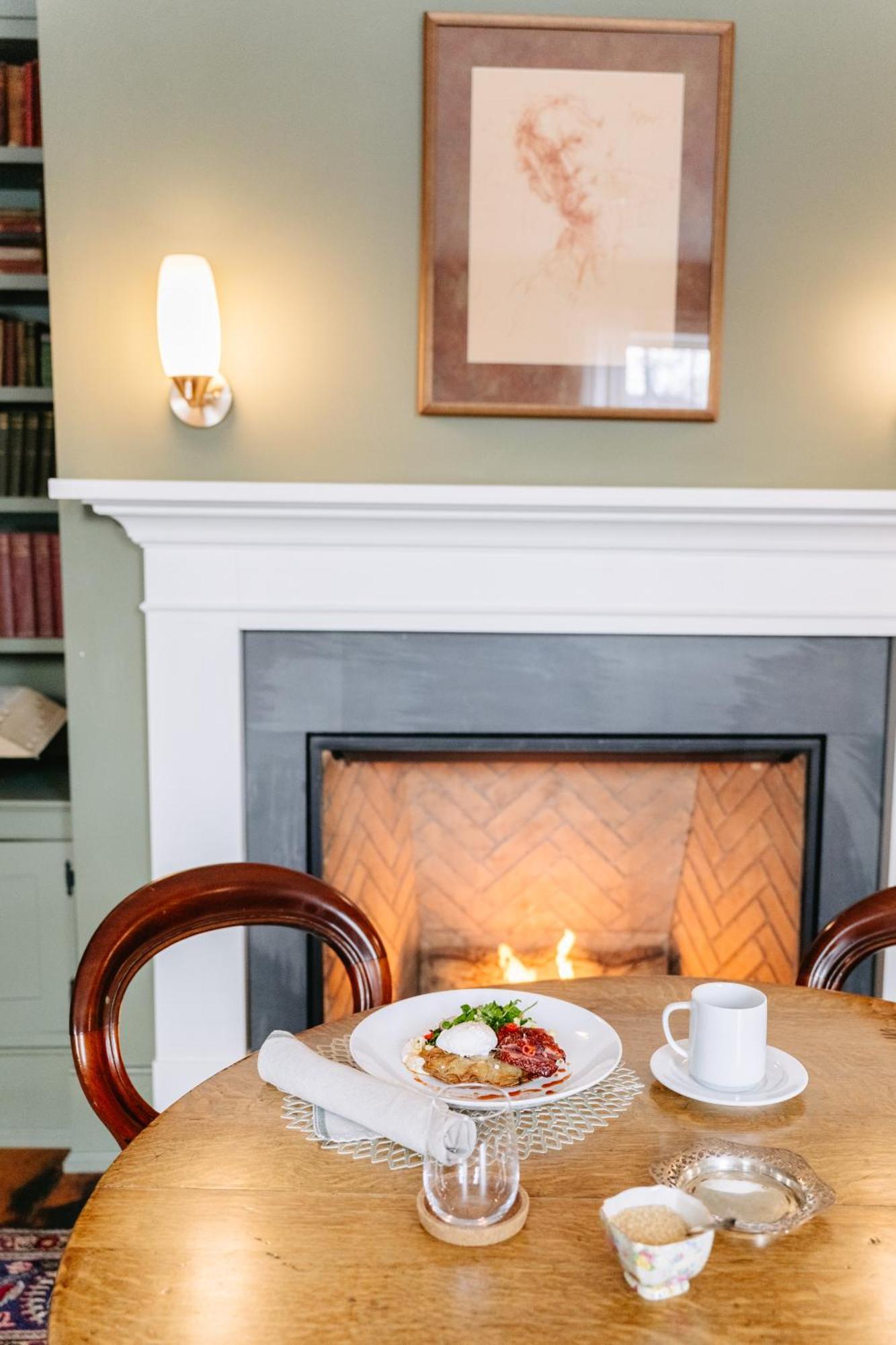 Woodbourne Bed & Breakfast 4*