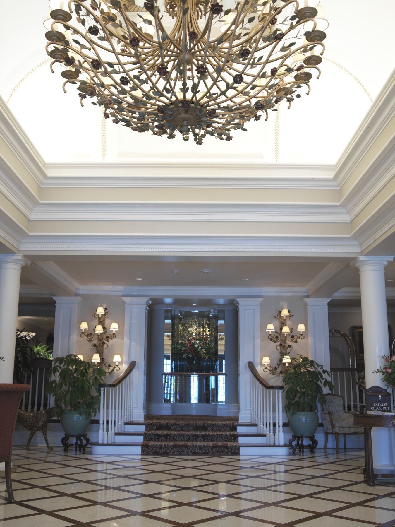 Hotel Queens Landing