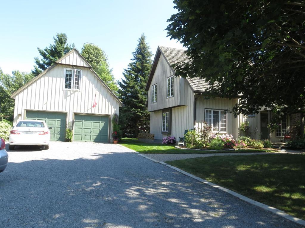 Cedar Gables Bed & Breakfast
