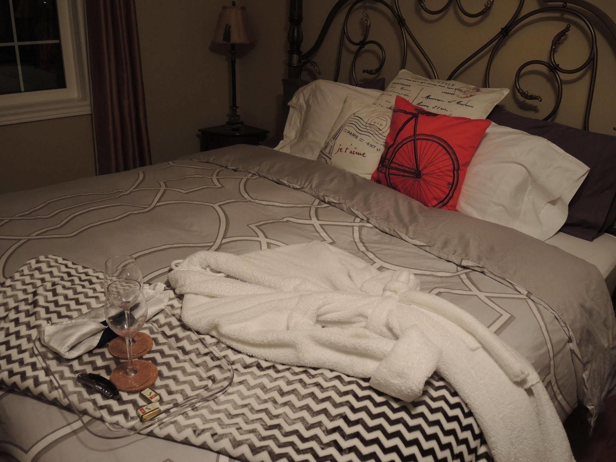 Demi's Place Hotel *