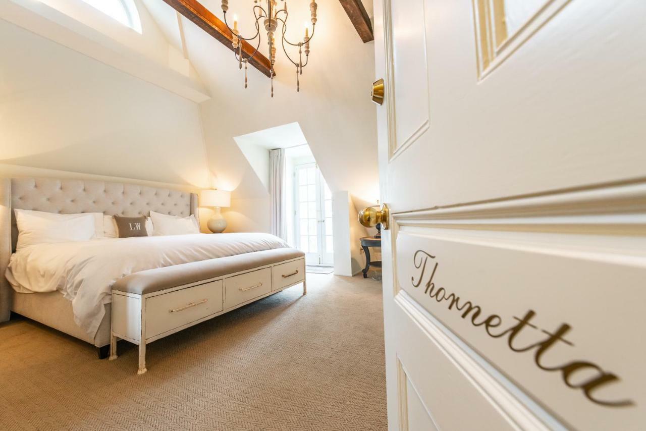Lakewinds Country Manor 5*