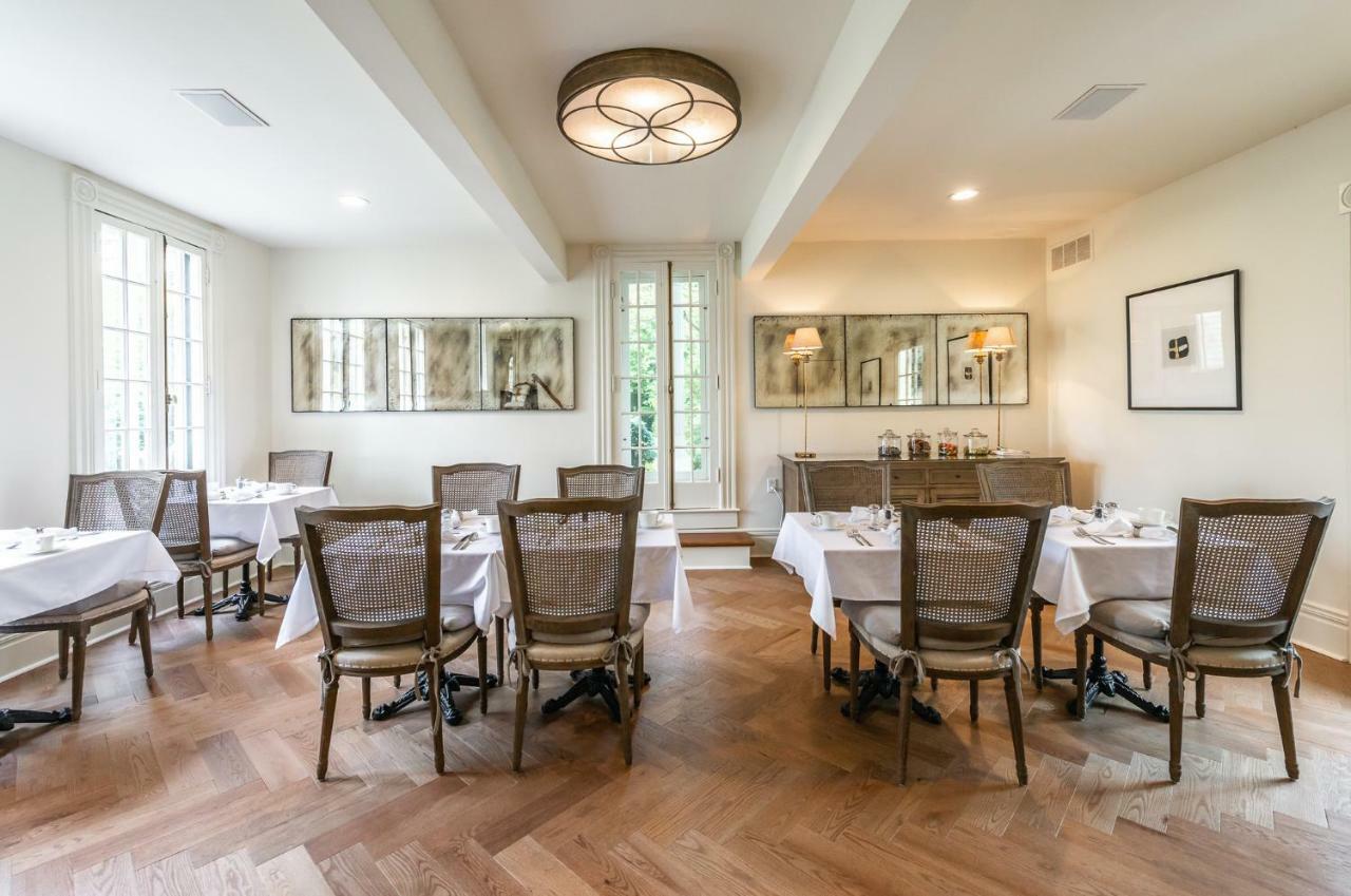Lakewinds Country Manor Bed & Breakfast 5*