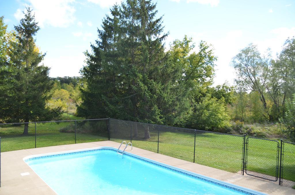 Old Town Country Landing Bed & Breakfast 3*
