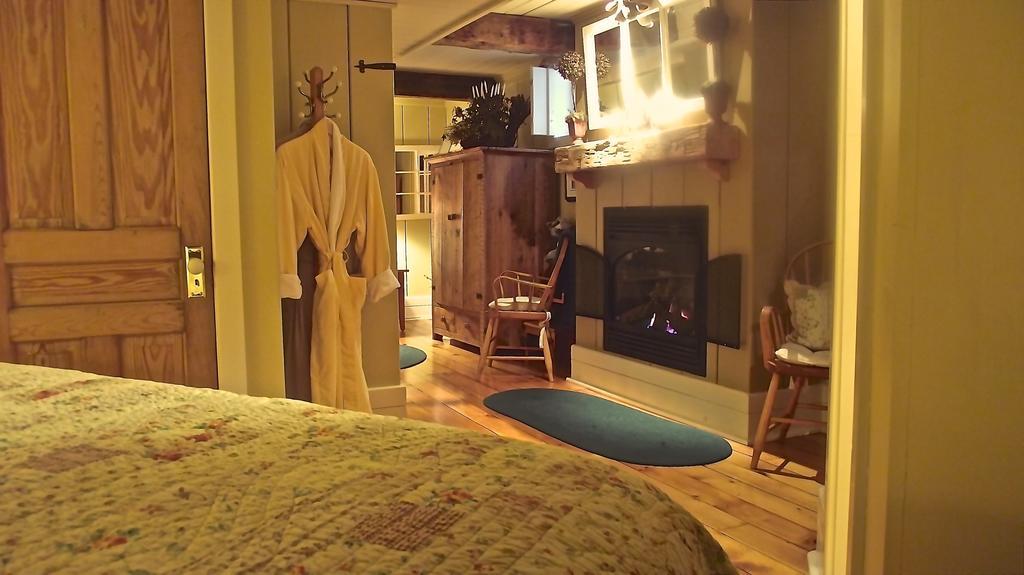Historic Davy House Bed & Breakfast Niagara-on-the-Lake